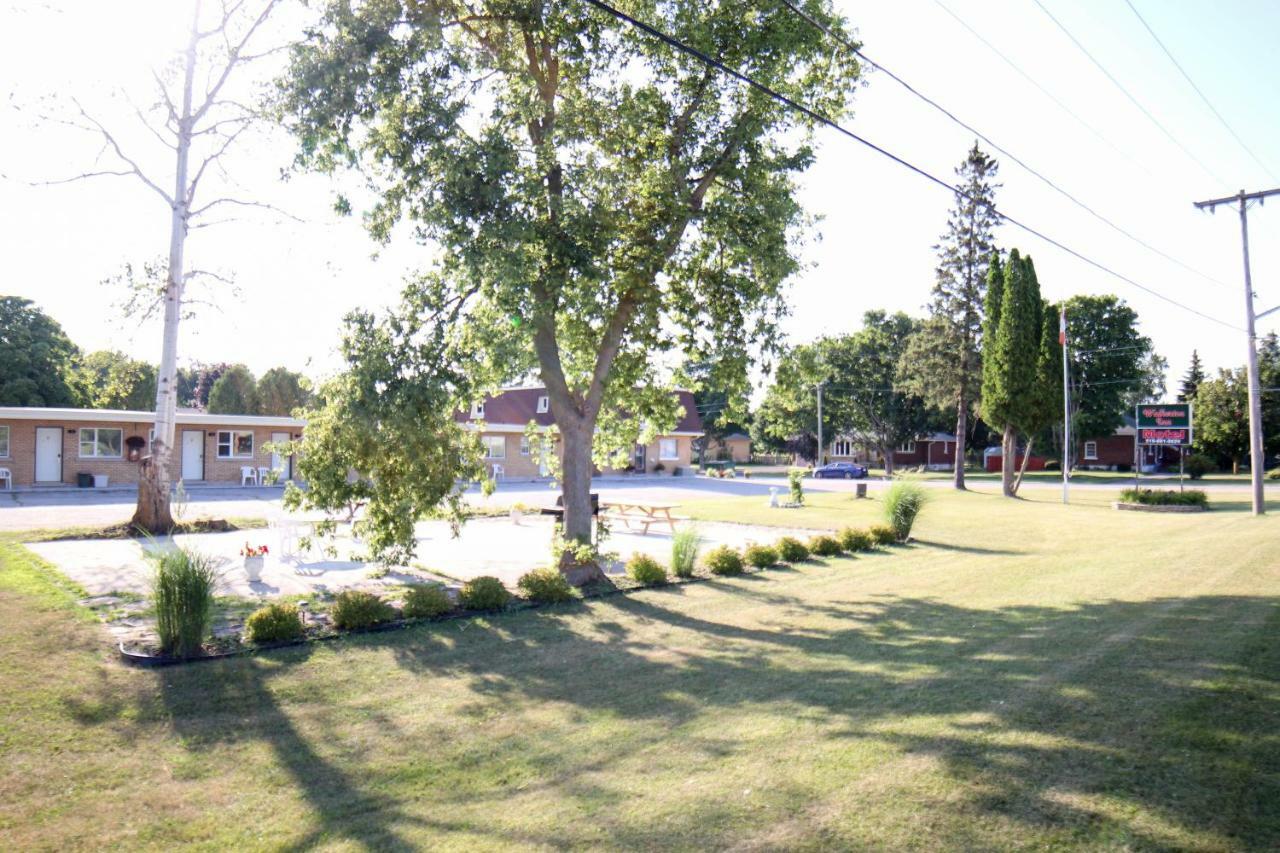 Walkerton Inn Motel Экстерьер фото